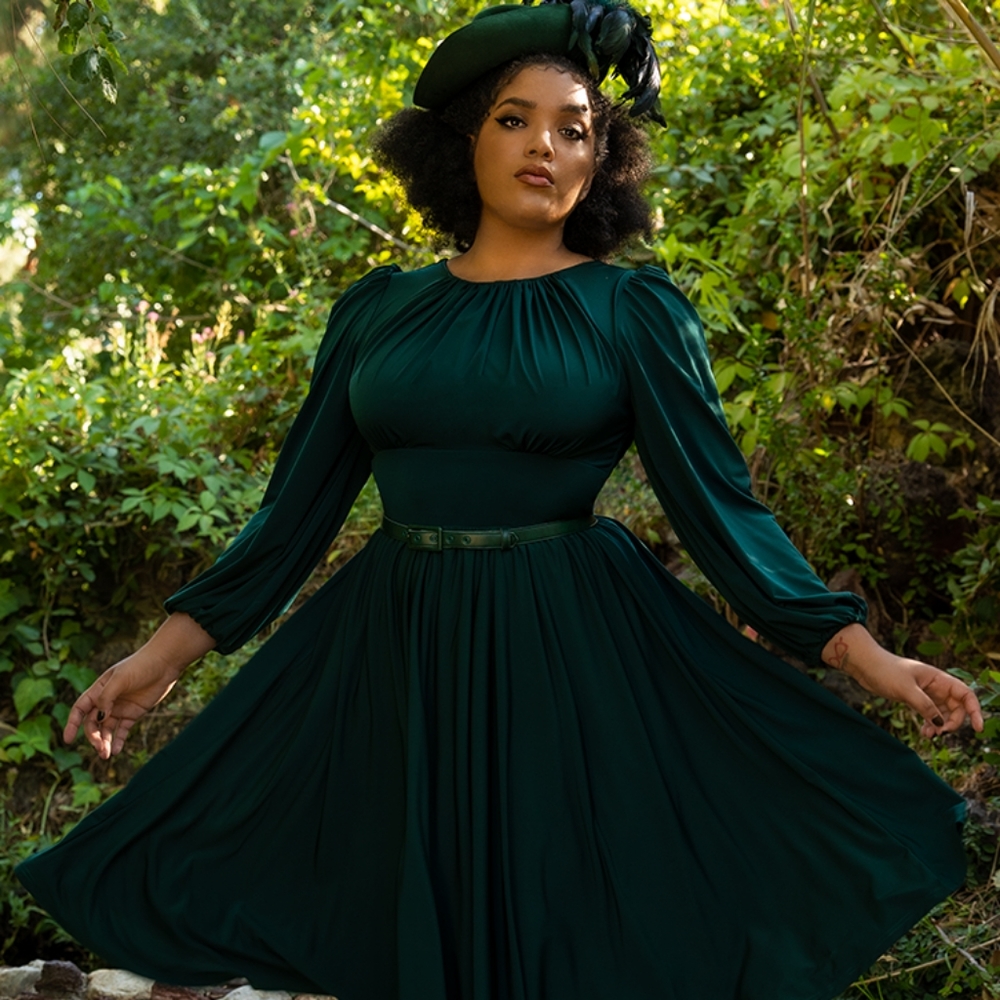 NWT La Femme En Noir Salem Dress in Green size Small
